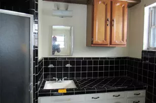 2131 Hermanson Dr, Waco, TX 76710 - Photo 6