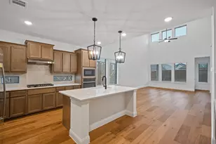 925 Lost Mine Trl, Little Elm, TX 75068 - Photo 4