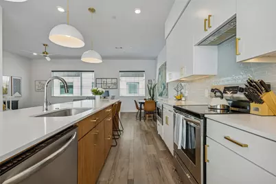 5018 Bryan Street #203, Dallas, TX 75206 - Photo 4