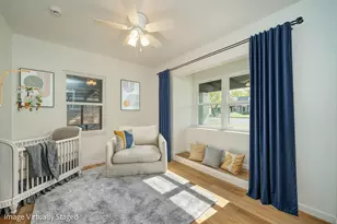 607 N Pacific St, Mineola, TX 75773 - Photo 6