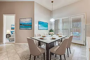 8530 Quicksilver Dr, Dallas, TX 75249 - Photo 6