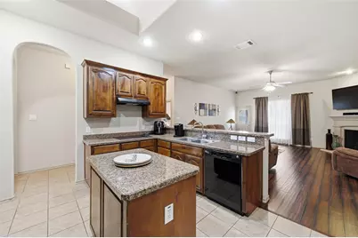 636 Martin Drive, DeSoto, TX 75115 - Photo 10