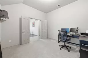 636 Martin Dr, DeSoto, TX 75115 - Photo 6