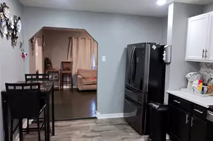 4332 Quails Ln, Fort Worth, TX 76119 - Photo 4