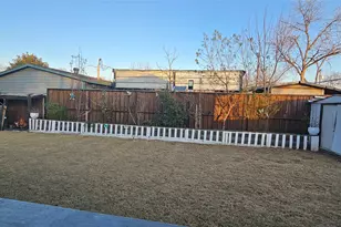 4332 Quails Ln, Fort Worth, TX 76119 - Photo 24