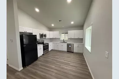 303 Ussery Street, Bowie, TX 76230 - Photo 16