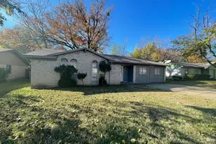 6840 Margaret Dr, Forest Hill, TX 76140 - Photo 1