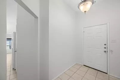 8008 Peregrine Trail, Arlington, TX 76001 - Photo 6