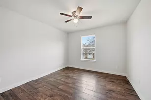 1109 Pollard St, Greenville, TX 75401 - Photo 14