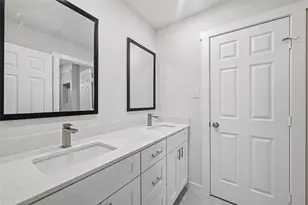 1109 Pollard St, Greenville, TX 75401 - Photo 16