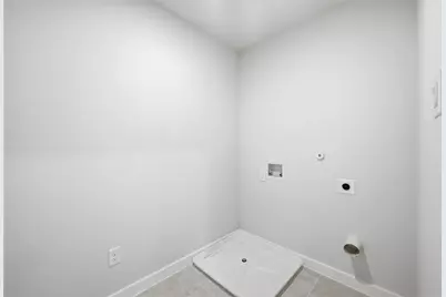 1109 Pollard Street, Greenville, TX 75401 - Photo 22