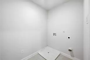 1109 Pollard St, Greenville, TX 75401 - Photo 22