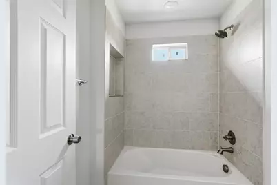 1109 Pollard Street, Greenville, TX 75401 - Photo 12