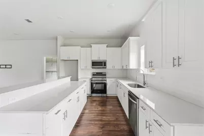 1109 Pollard Street, Greenville, TX 75401 - Photo 6