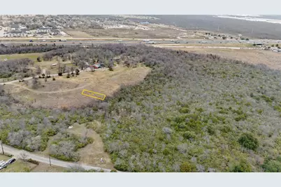 23 Medford Road, Grand Prairie, TX 75052 - Photo 2