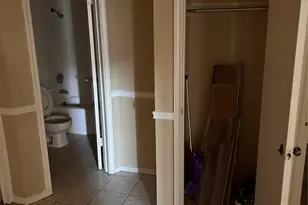 9520 Royal Ln, Dallas, TX 75243 - Photo 14