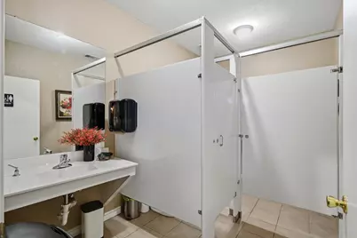 109 N Houston Street, Edgewood, TX 75117 - Photo 22