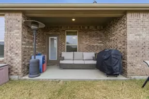 3018 Moccasin Ln, Aubrey, TX 76227 - Photo 18