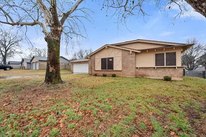 806 Ridgeway Road, Joshua, TX 76058 - Photo 2