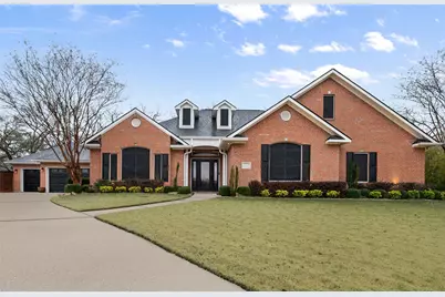 721 Willow Creek Circle, Corsicana, TX 75110 - Photo 1