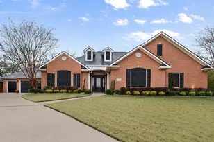 721 Willow Creek Cir, Corsicana, TX 75110 - Photo 1