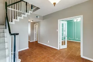 1920 Waterford Dr, Grapevine, TX 76051 - Photo 4