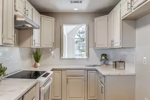 1581 Glenmore Dr, Lewisville, TX 75077 - Photo 10