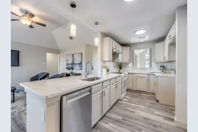 1581 Glenmore Drive, Lewisville, TX 75077 - Photo 8