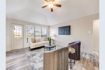 1581 Glenmore Drive, Lewisville, TX 75077 - Photo 4