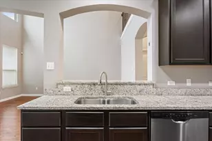 10713 Burnham Dr, Waco, TX 76708 - Photo 6