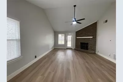 504 Sage Lane, Euless, TX 76039 - Photo 4