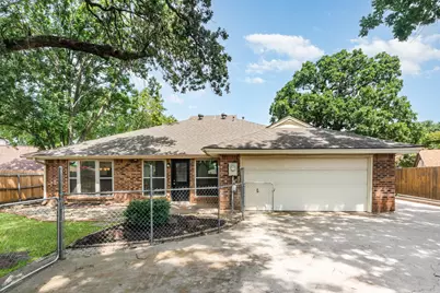 2109 Oakmeadow Street, Bedford, TX 76021 - Photo 26