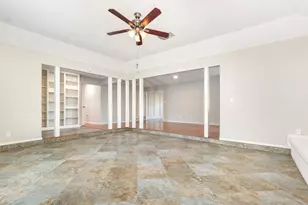 2109 Oakmeadow St, Bedford, TX 76021 - Photo 4