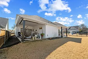 941 Meadowbend Loop S, Grapevine, TX 76051 - Photo 24