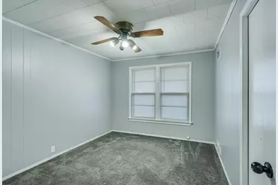 400 S Bailey Street, Electra, TX 76360 - Photo 26