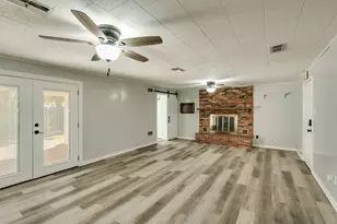 400 S Bailey St, Electra, TX 76360 - Photo 14