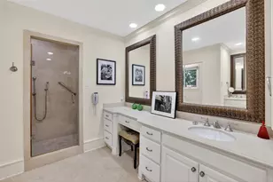7141 Twin Tree Ln, Dallas, TX 75214 - Photo 16