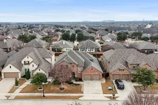 416 Lomax Ln, Fort Worth, TX 76131 - Photo 2