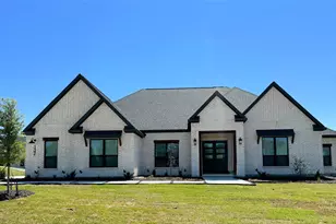 132 Willow Oak Dr, Krugerville, TX 76227 - Photo 1