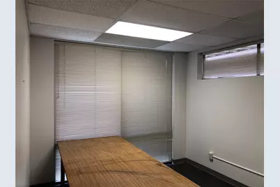 240 10th Street SE #2, Paris, TX 75460 - Photo 6
