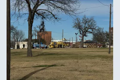 428 W Morgan Street, Denison, TX 75020 - Photo 34