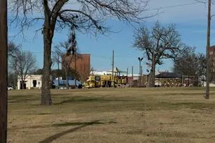 428 W Morgan St, Denison, TX 75020 - Photo 34