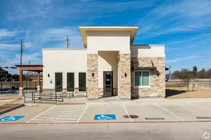 1101 Biloxi Dr, Ennis, TX 75119 - Photo 2