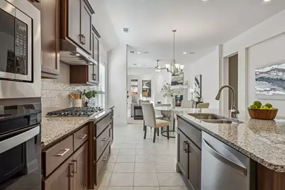 8105 Meadow Valley Drive, McKinney, TX 75071 - Photo 2