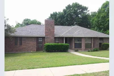 5402 Edgewater Circle, Rowlett, TX 75088 - Photo 1