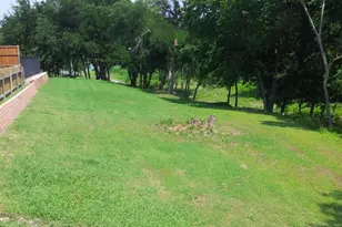 5402 Edgewater Cir, Rowlett, TX 75088 - Photo 2