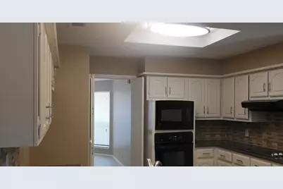 5402 Edgewater Circle, Rowlett, TX 75088 - Photo 4