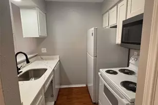 9520 Royal Ln, Dallas, TX 75243 - Photo 6