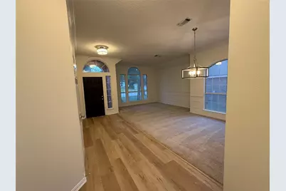 9005 Trails Edge Drive, North Richland Hills, TX 76182 - Photo 10