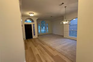 9005 Trails Edge Dr, North Richland Hills, TX 76182 - Photo 10